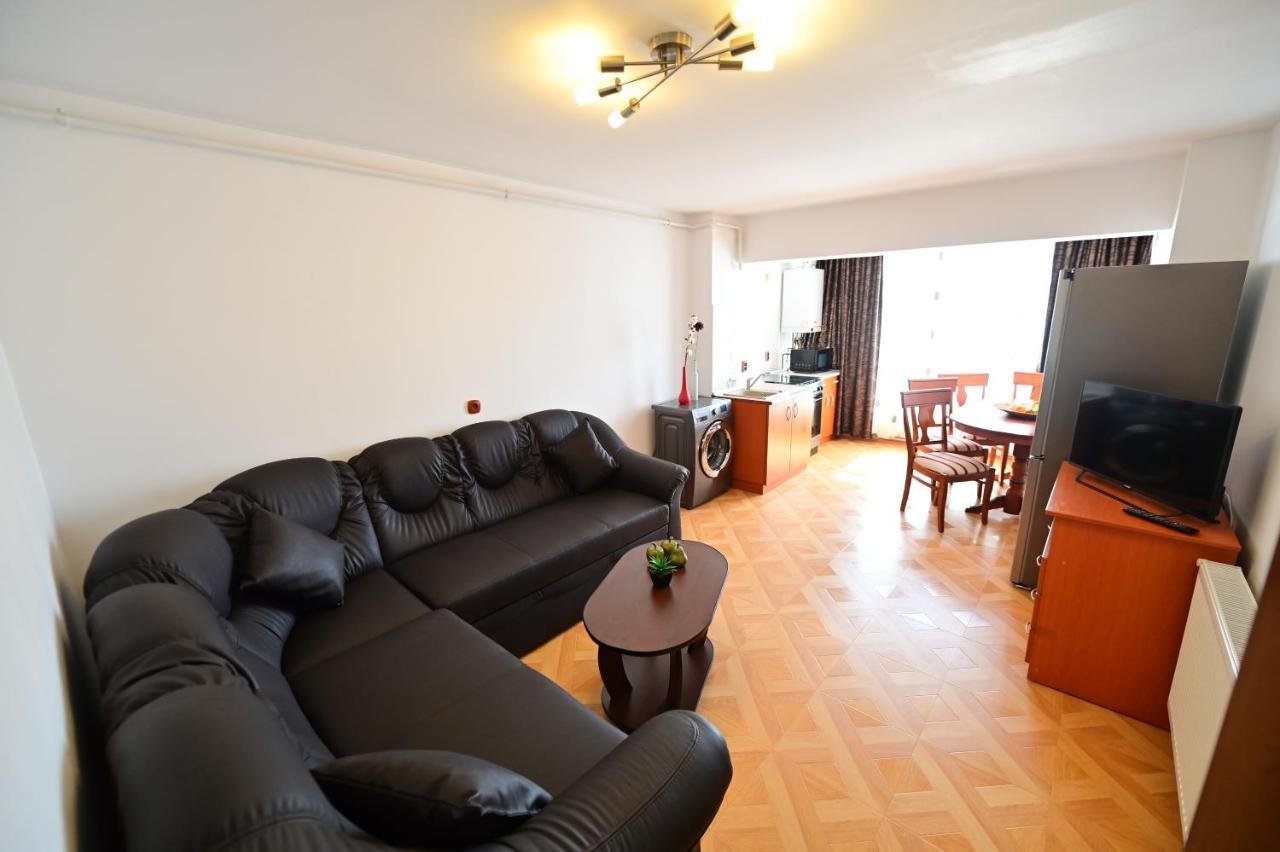 Vacation Apartment With Free Parking Sibiu Luaran gambar